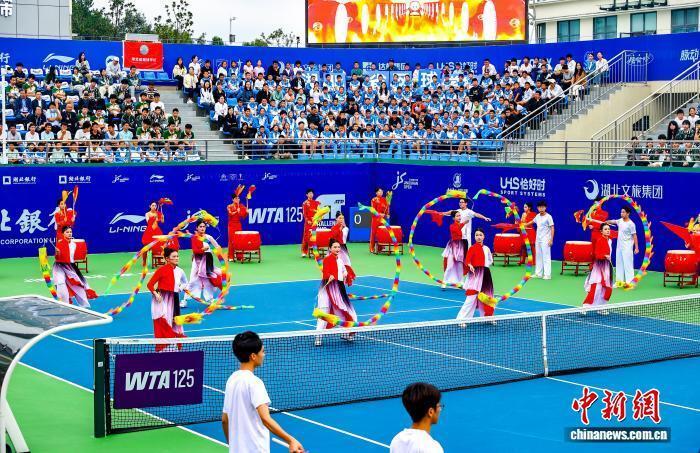 也吸引全国, 网球热潮兴