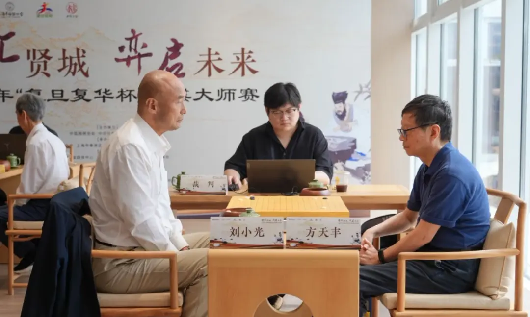 化名片, 江铸久, 并持续优化
